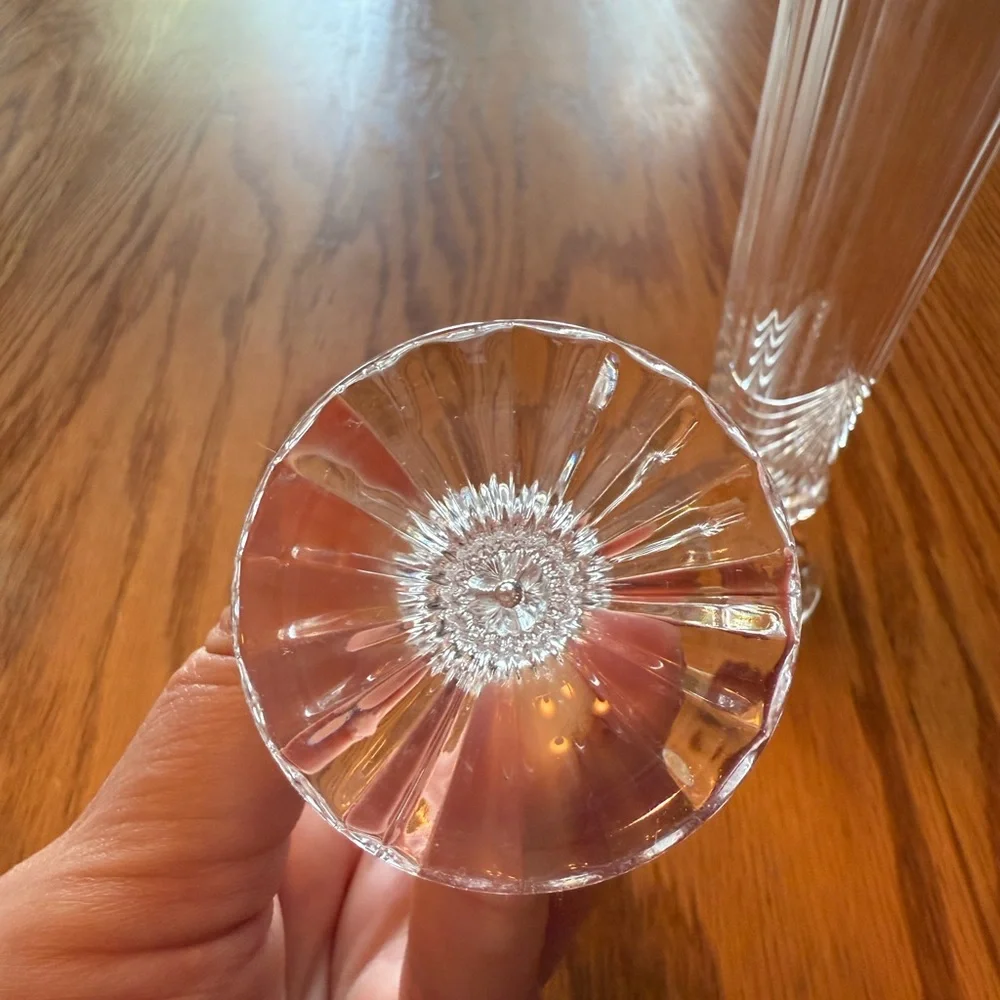 Set of 2 Elegant Clear Glass Fluted Vases
